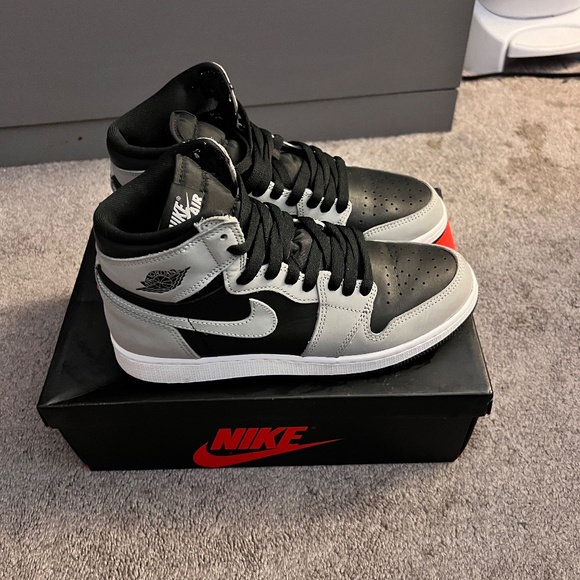 AIR JORDAN 1 RETRO HIGH OG \'SHADOW 2.0\'